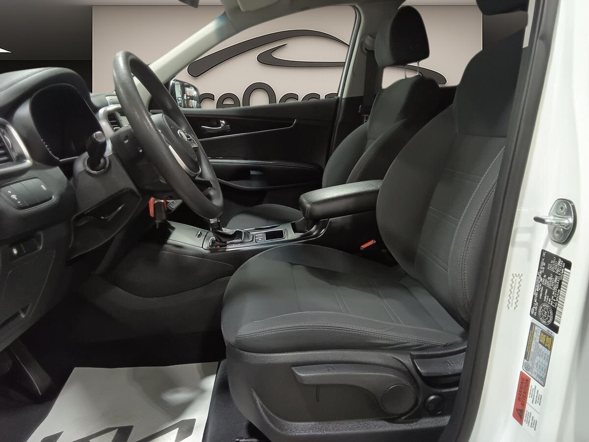 2020 Kia Sorento - Image 5