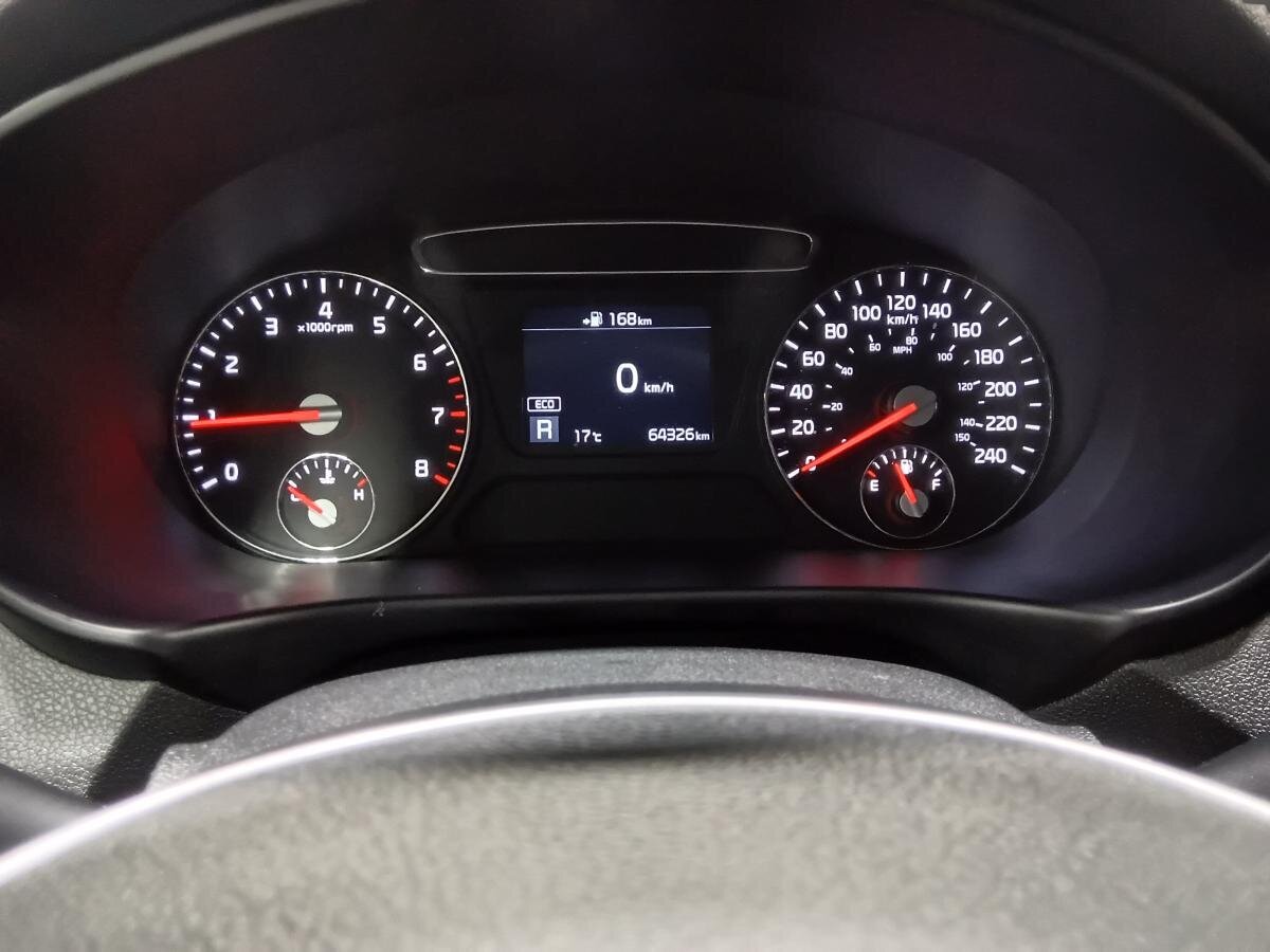 2020 Kia Sorento - Image 13