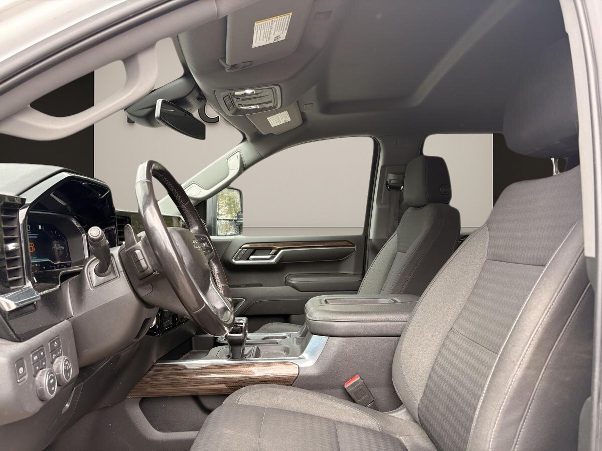 2022 Chevrolet Silverado 1500 - Image 6