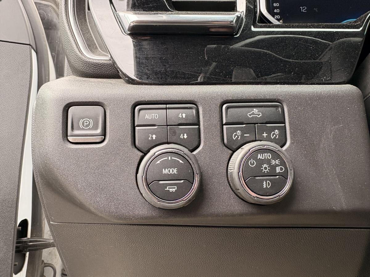 2022 Chevrolet Silverado 1500 - Image 20