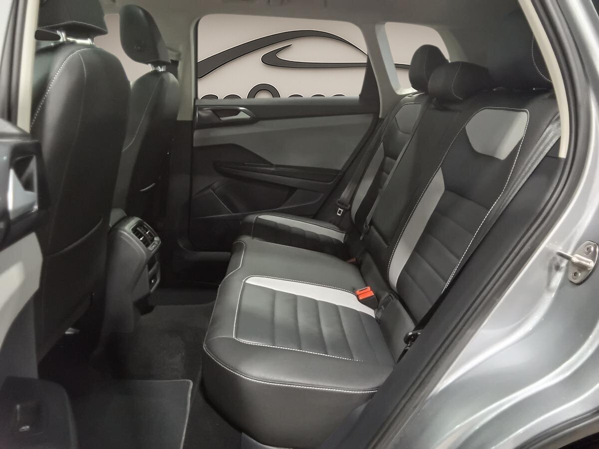 2024 Volkswagen Taos - Image 7