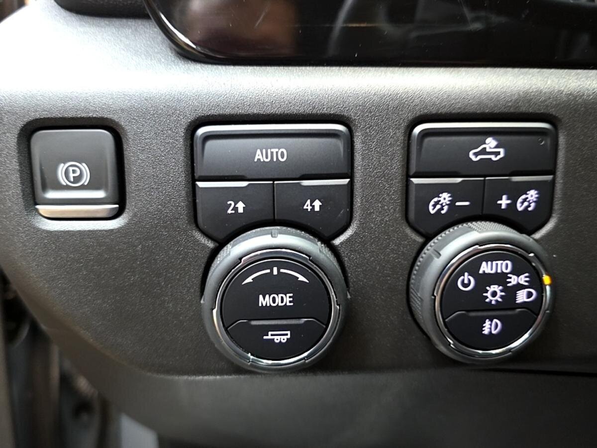 2023 Chevrolet Silverado 1500 - Image 21