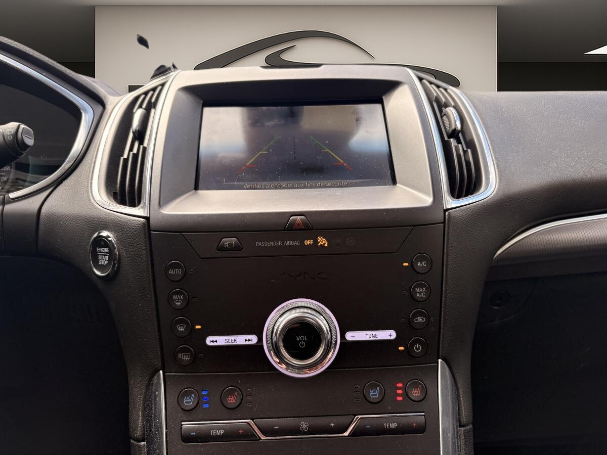 2020 Ford Edge - Image 16