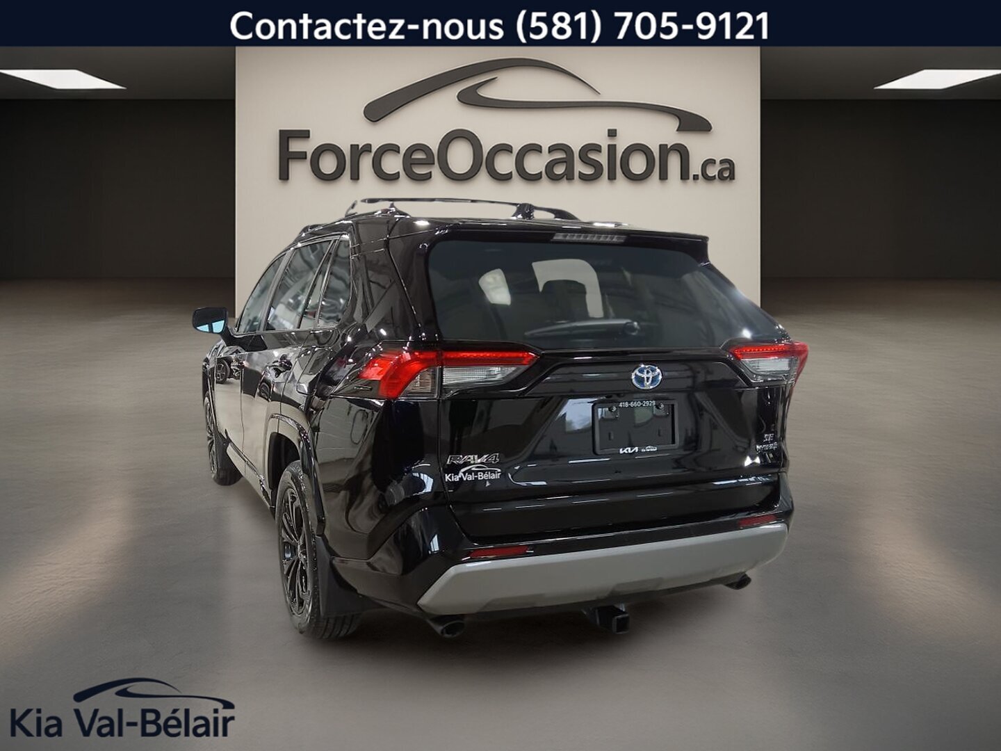 2023 Toyota RAV4 Hybrid - Image 11