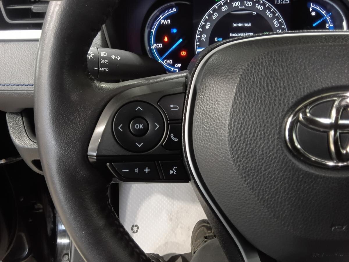 2023 Toyota RAV4 Hybrid - Image 15