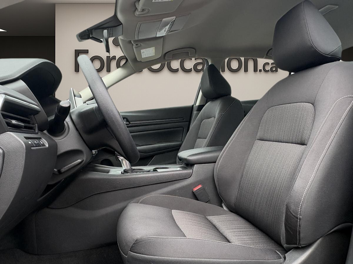 2024 Nissan Altima - Image 5