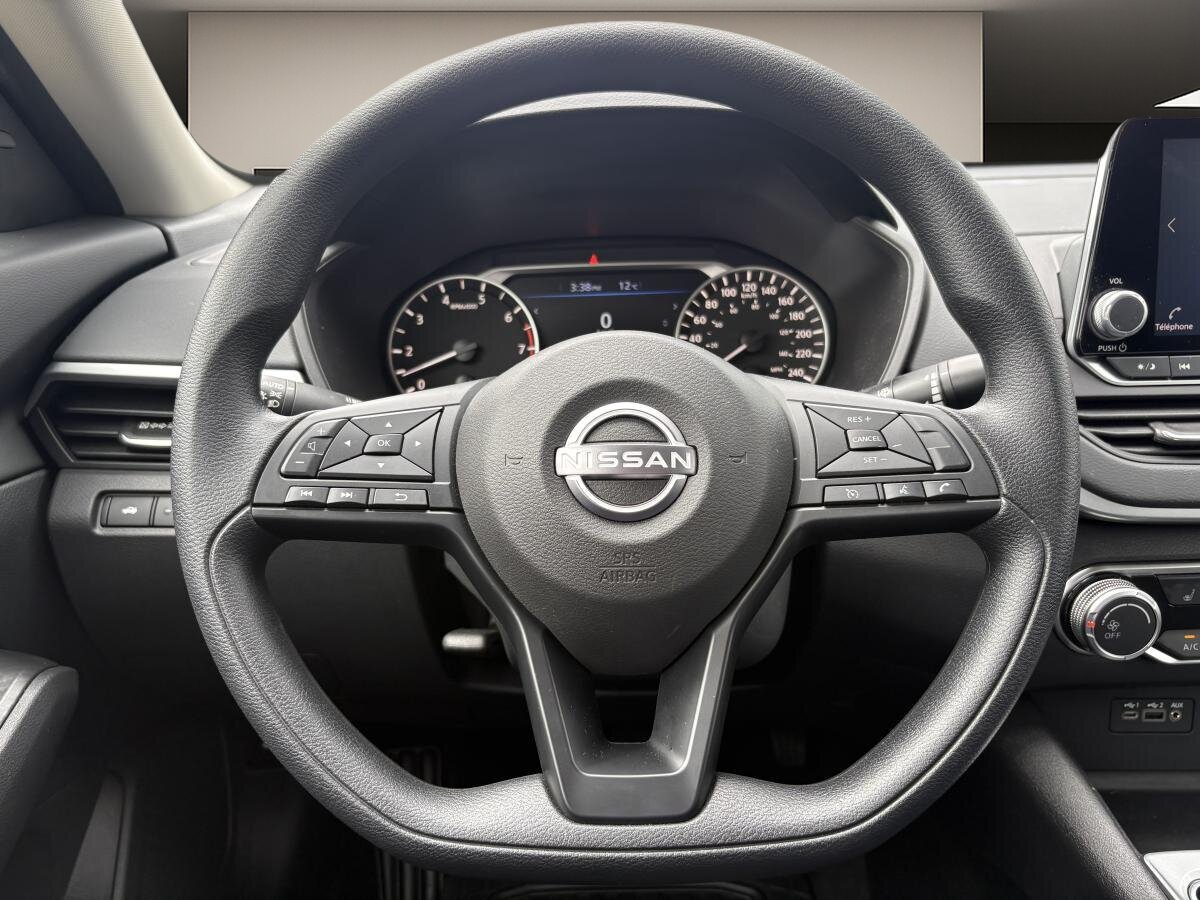 2024 Nissan Altima - Image 15