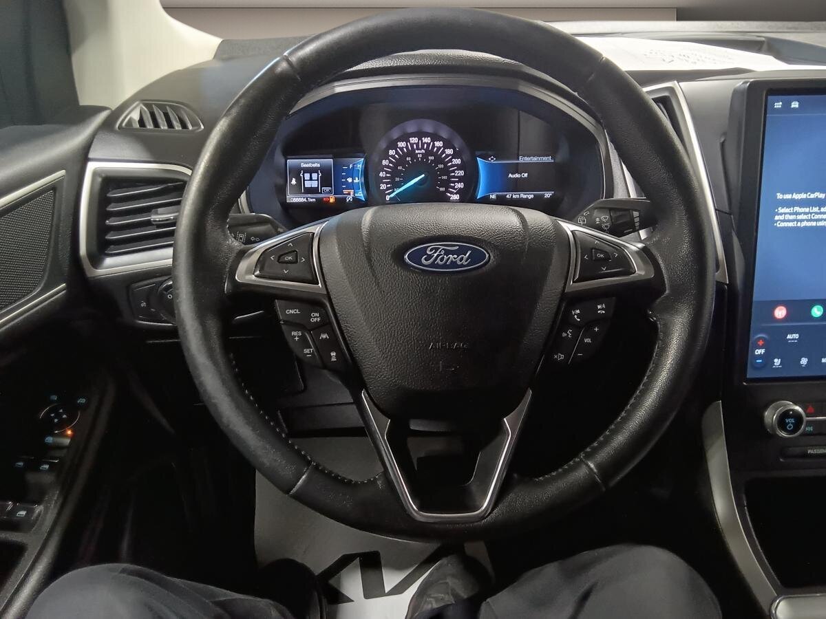 2022 Ford Edge - Image 15