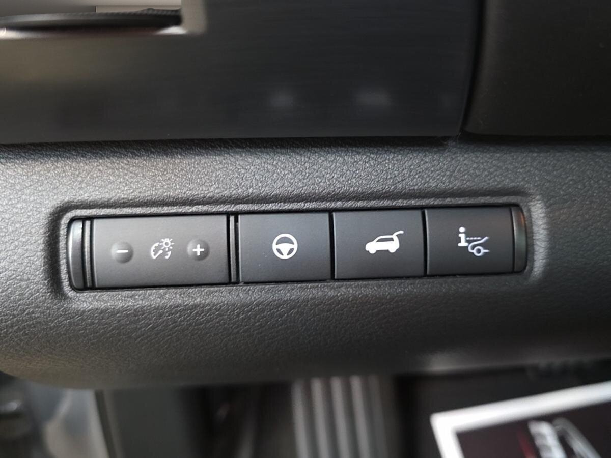 2024 Nissan Pathfinder - Image 22