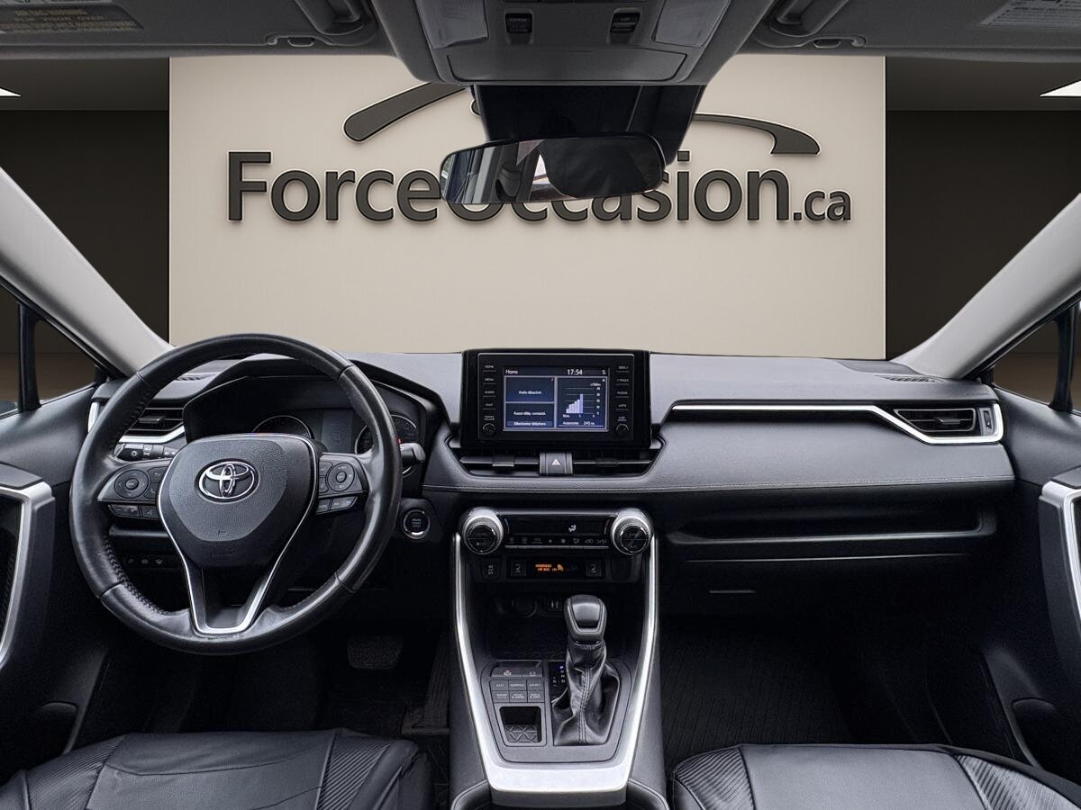 2019 Toyota RAV4 - Image 4