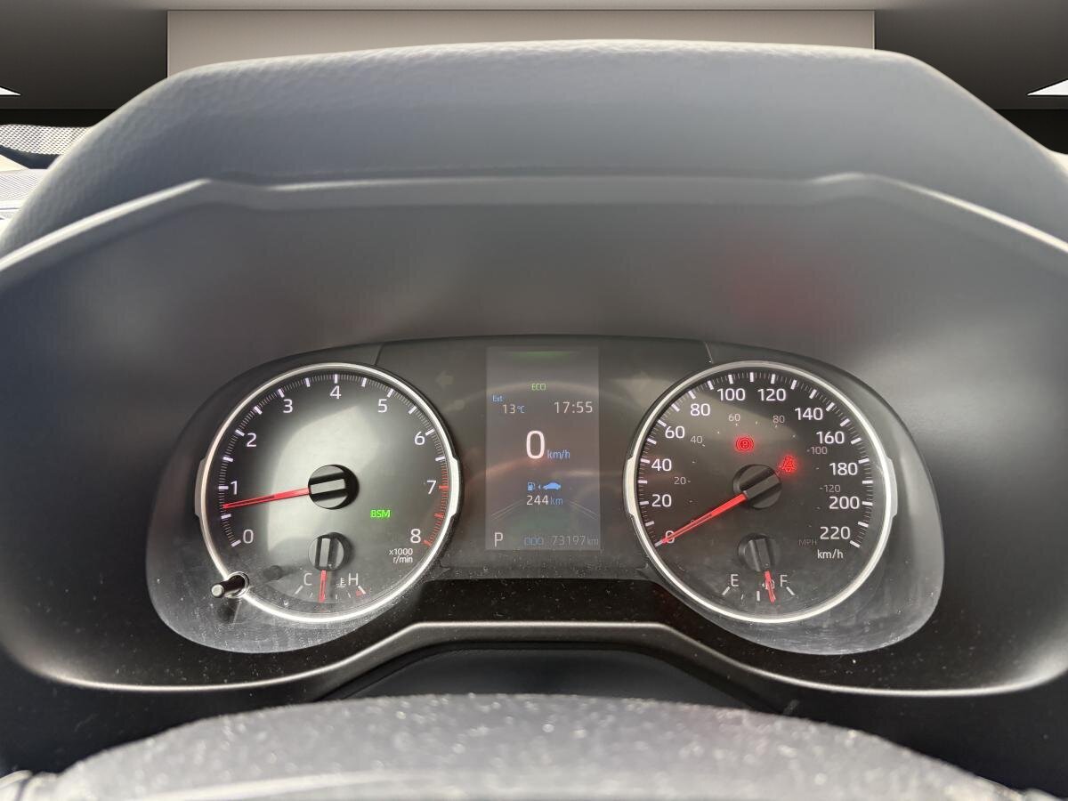 2019 Toyota RAV4 - Image 14