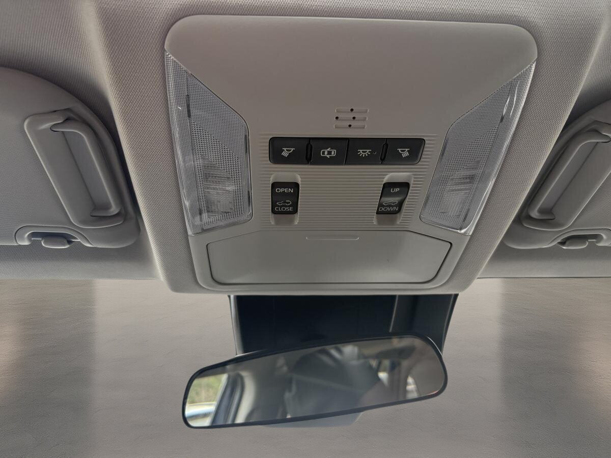 2019 Toyota RAV4 - Image 21
