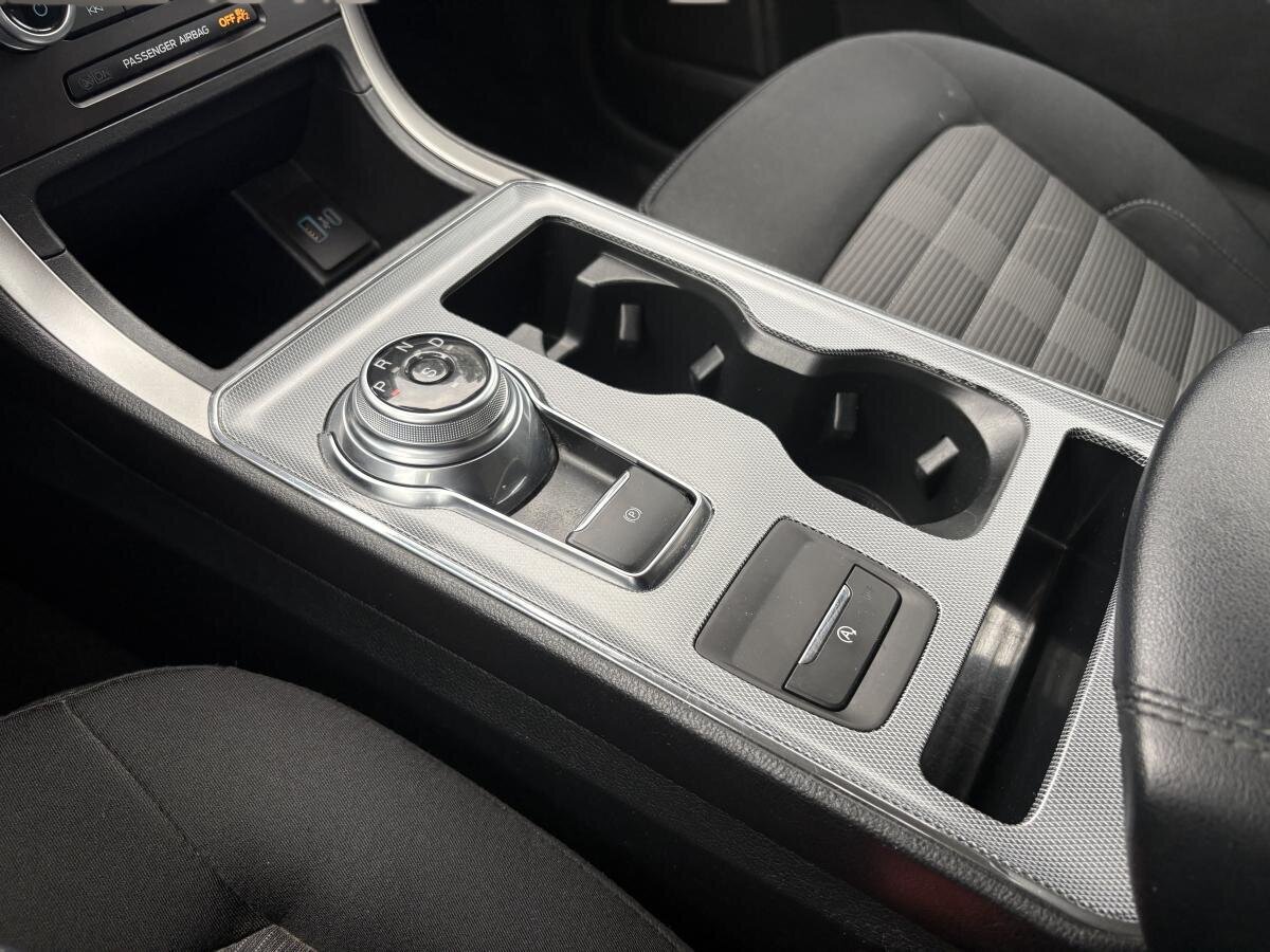 2021 Ford Edge - Image 15