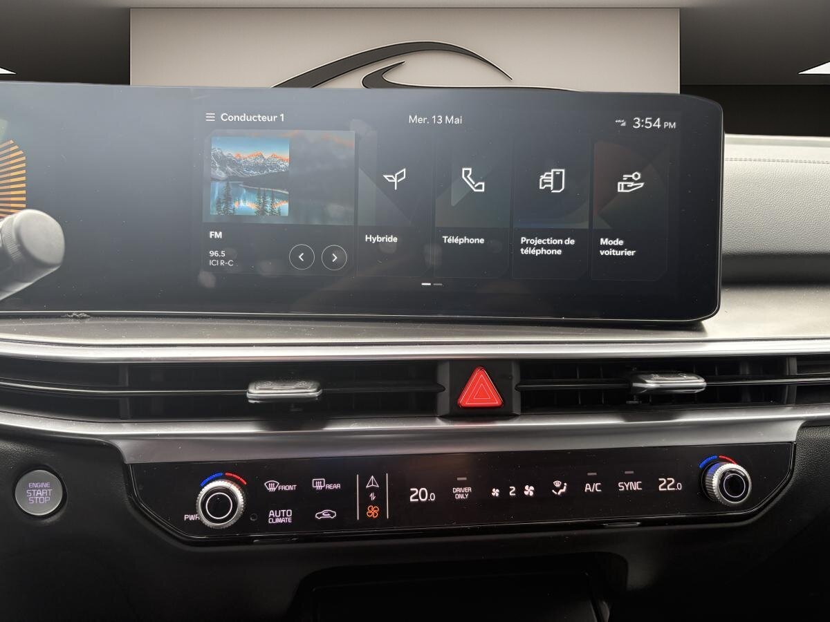2025 Kia Sorento HEV - Image 15
