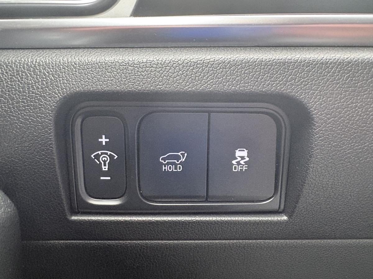 2025 Kia Sorento HEV - Image 21