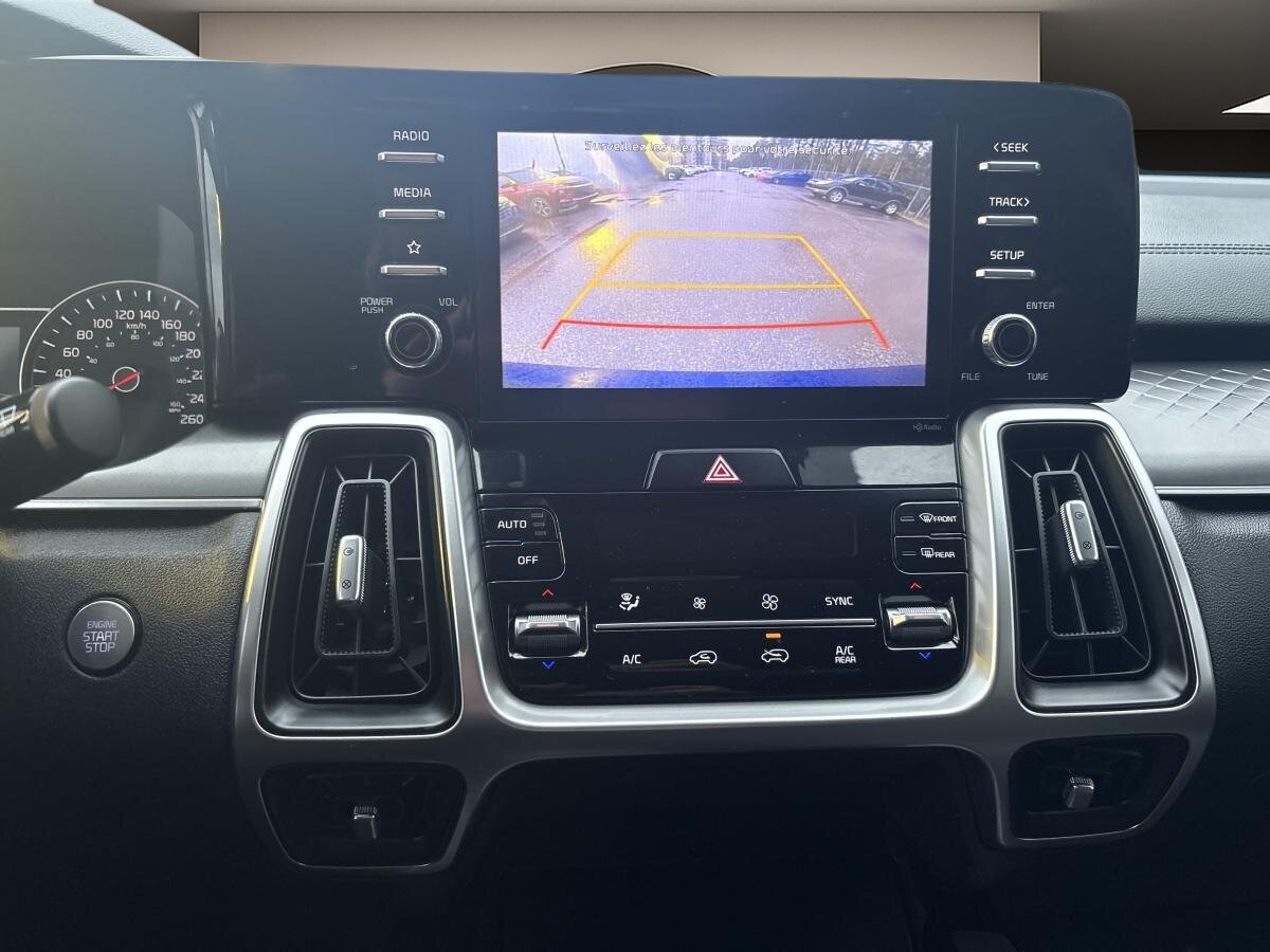 2021 Kia Sorento - Image 18
