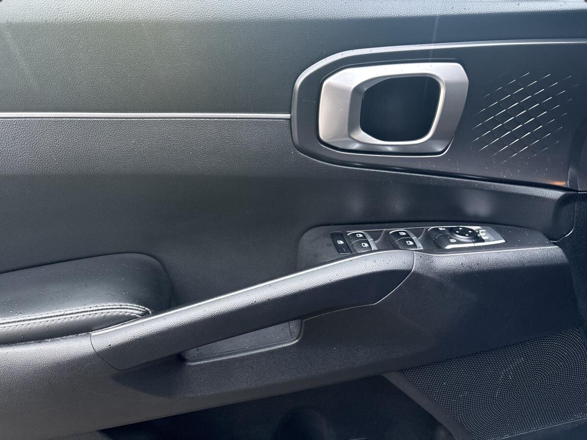 2021 Kia Sorento - Image 20