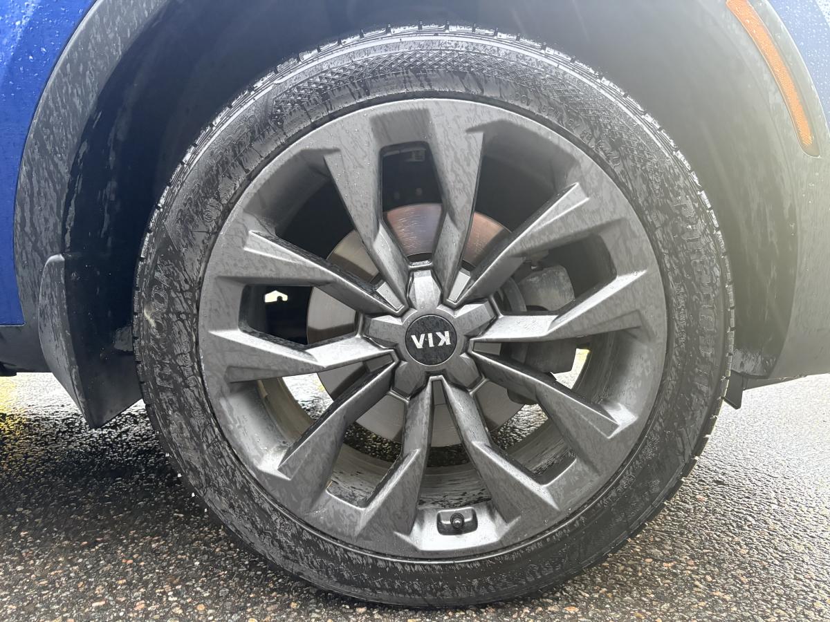 2021 Kia Sorento - Image 30