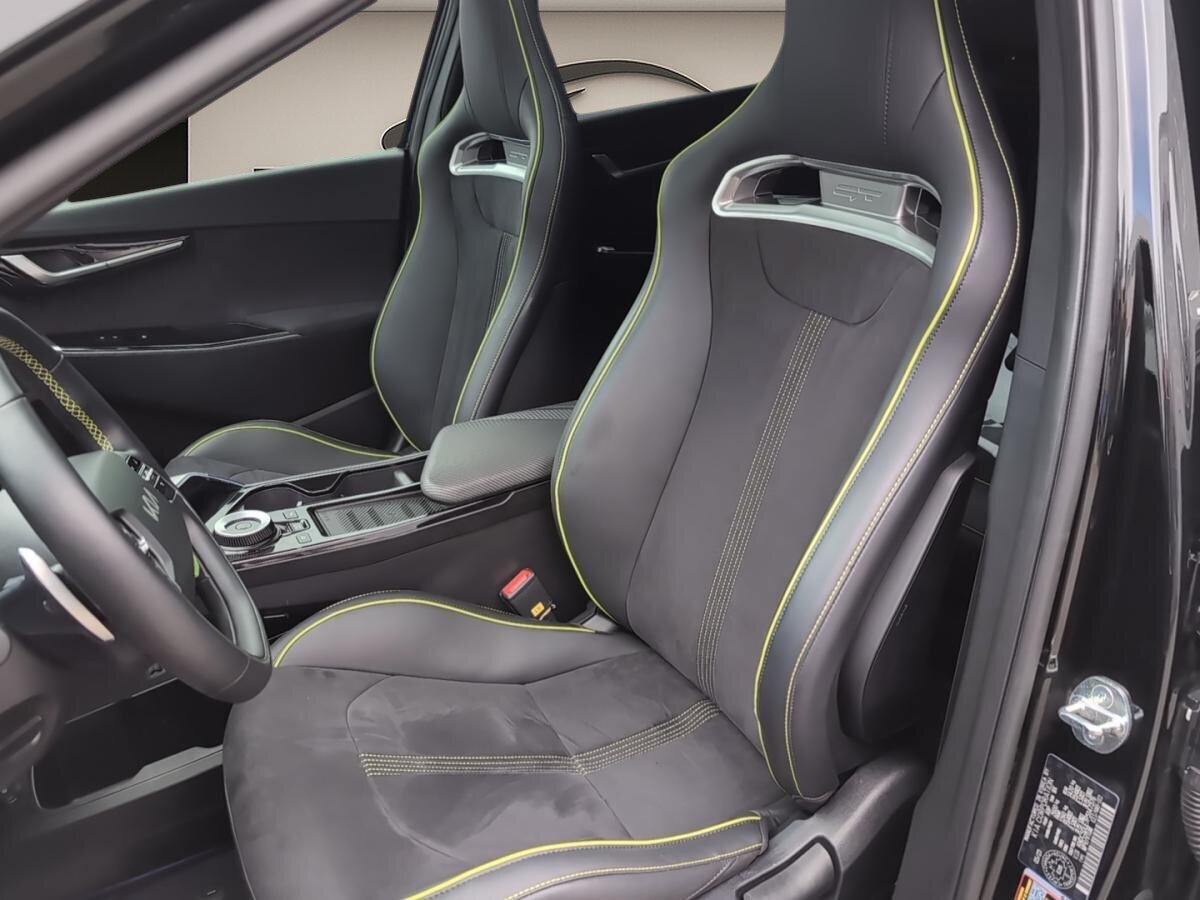 2023 Kia EV6 - Image 5
