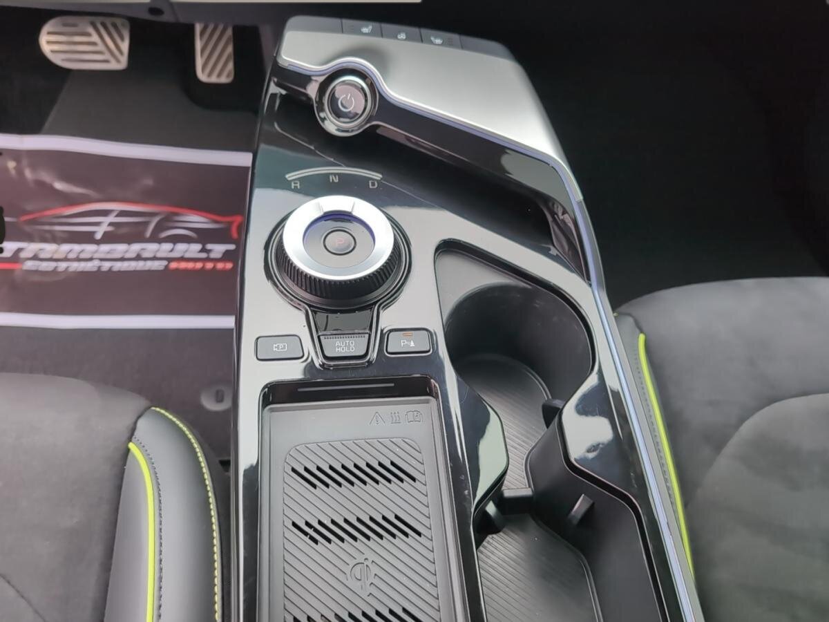 2023 Kia EV6 - Image 19