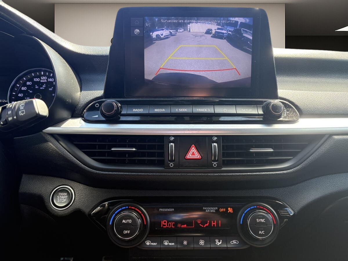 2022 Kia Forte5 - Image 14