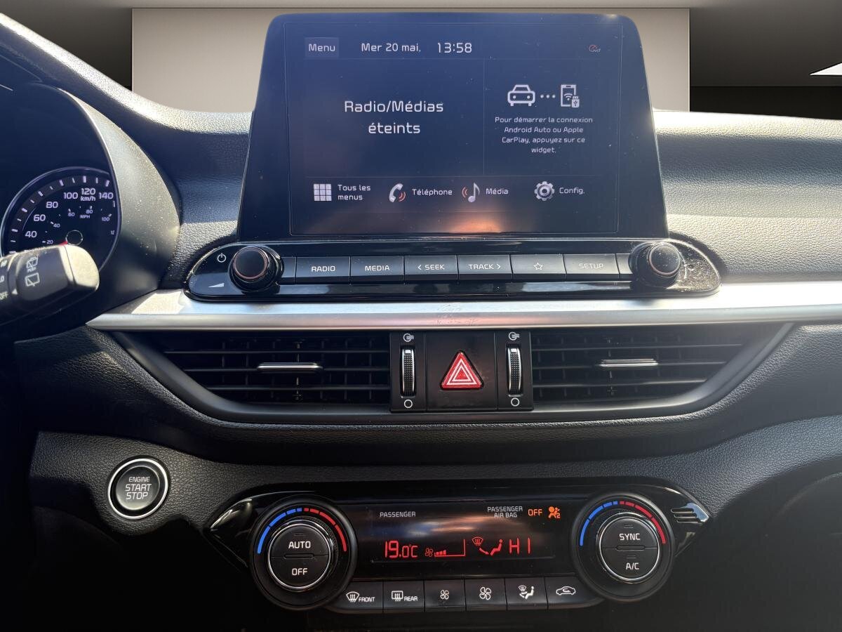 2022 Kia Forte5 - Image 15