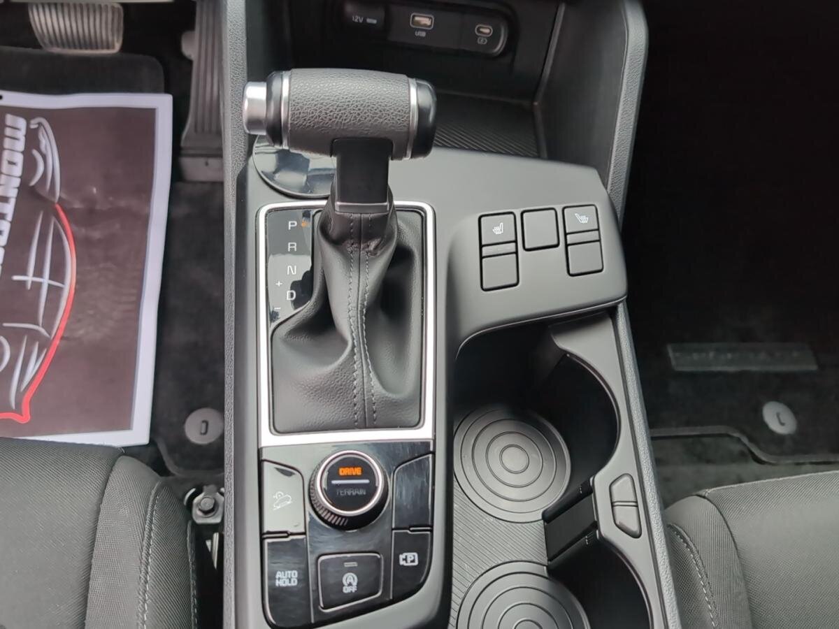 2024 Kia Sportage - Image 17