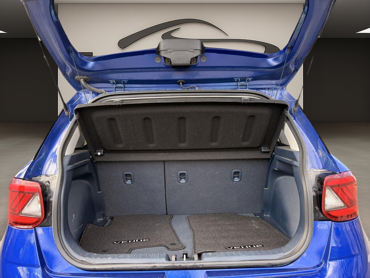 2023 Hyundai Venue - Image 9