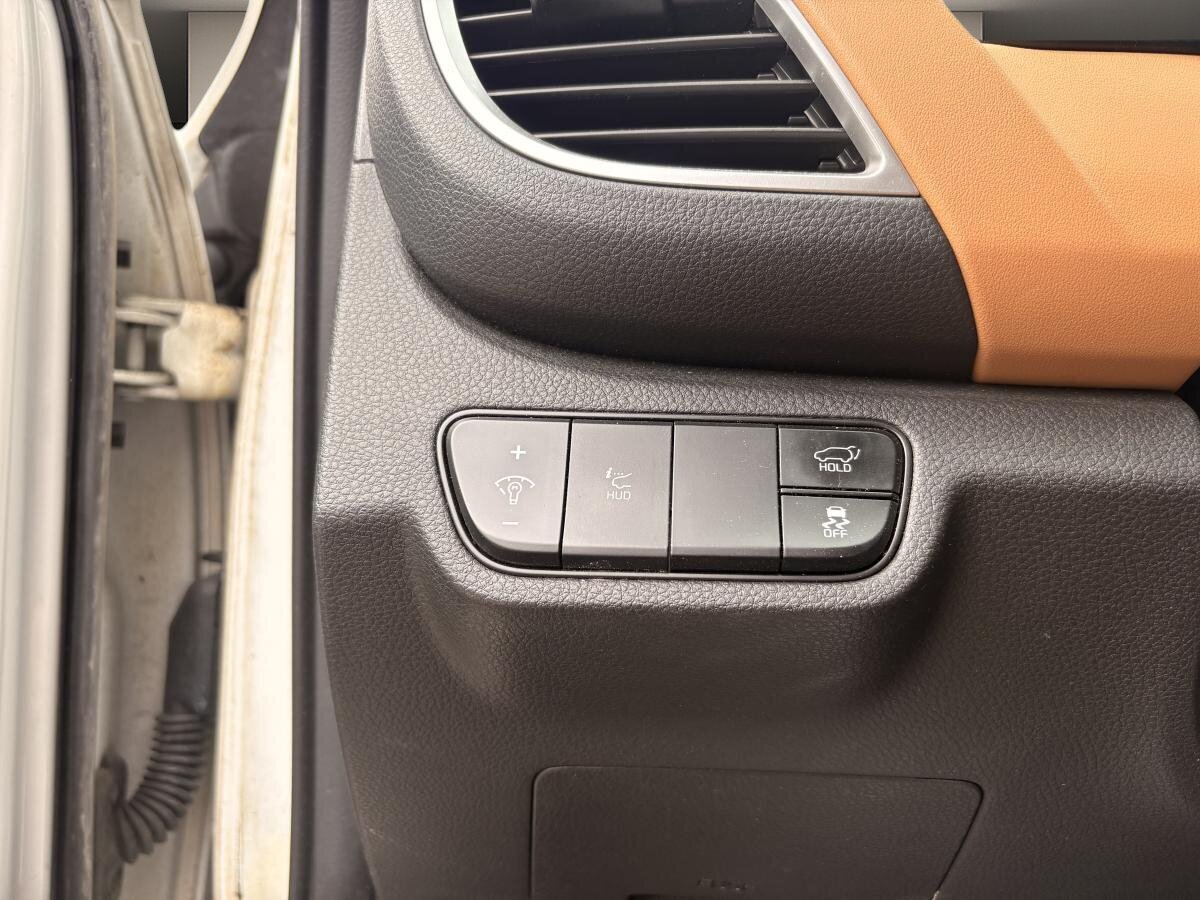 2024 Kia Seltos - Image 18