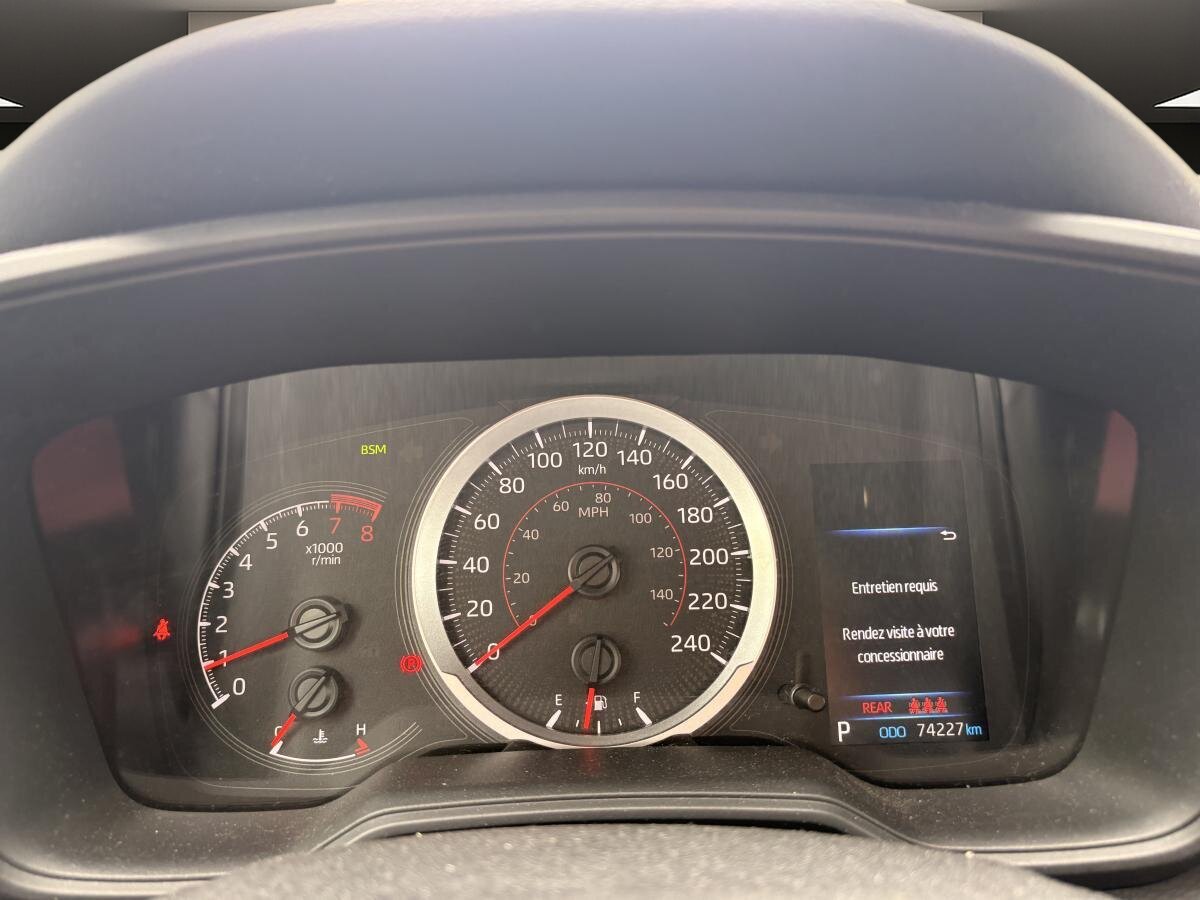 2021 Toyota Corolla - Image 13