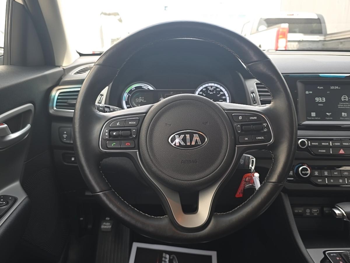 2019 Kia Niro - Image 10