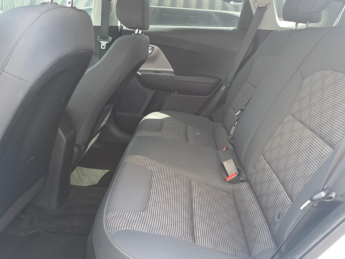 2019 Kia Niro - Image 11