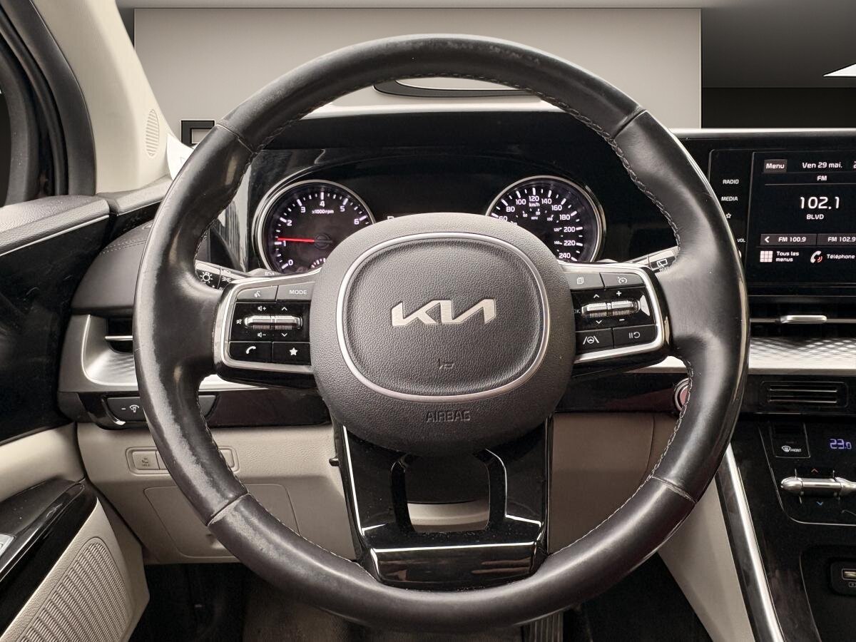 2023 Kia Carnival - Image 14