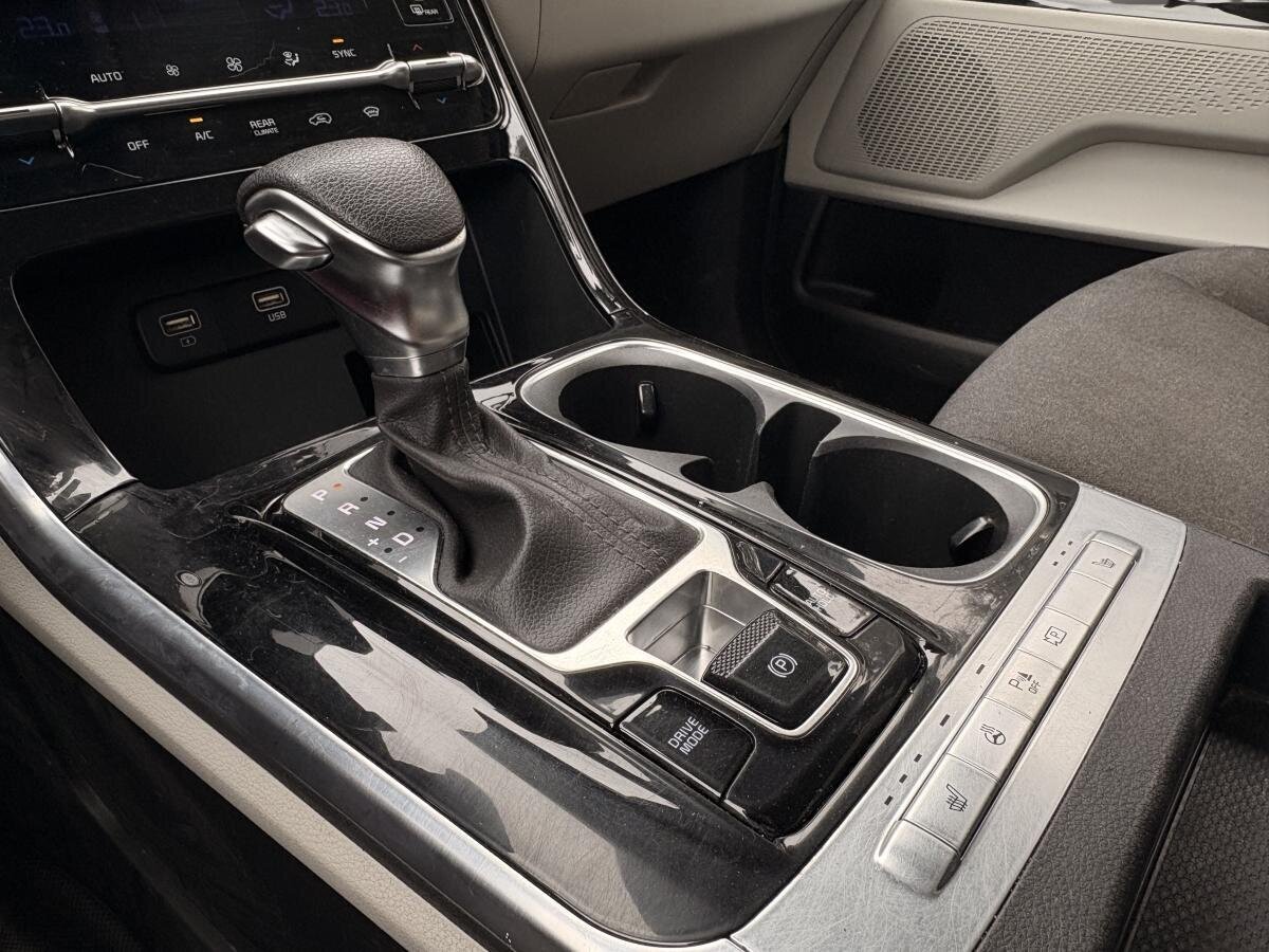 2023 Kia Carnival - Image 19