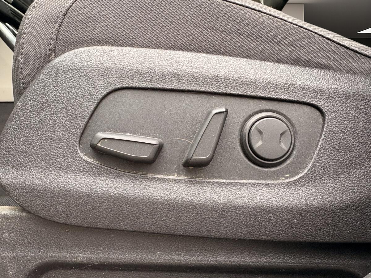 2023 Kia Carnival - Image 23