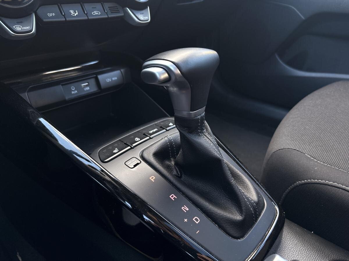 2020 Kia Rio5 - Image 16