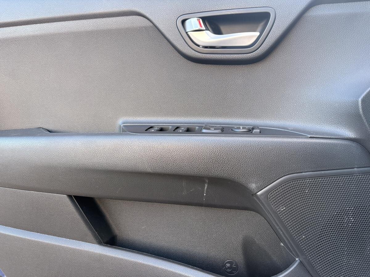 2020 Kia Rio5 - Image 18