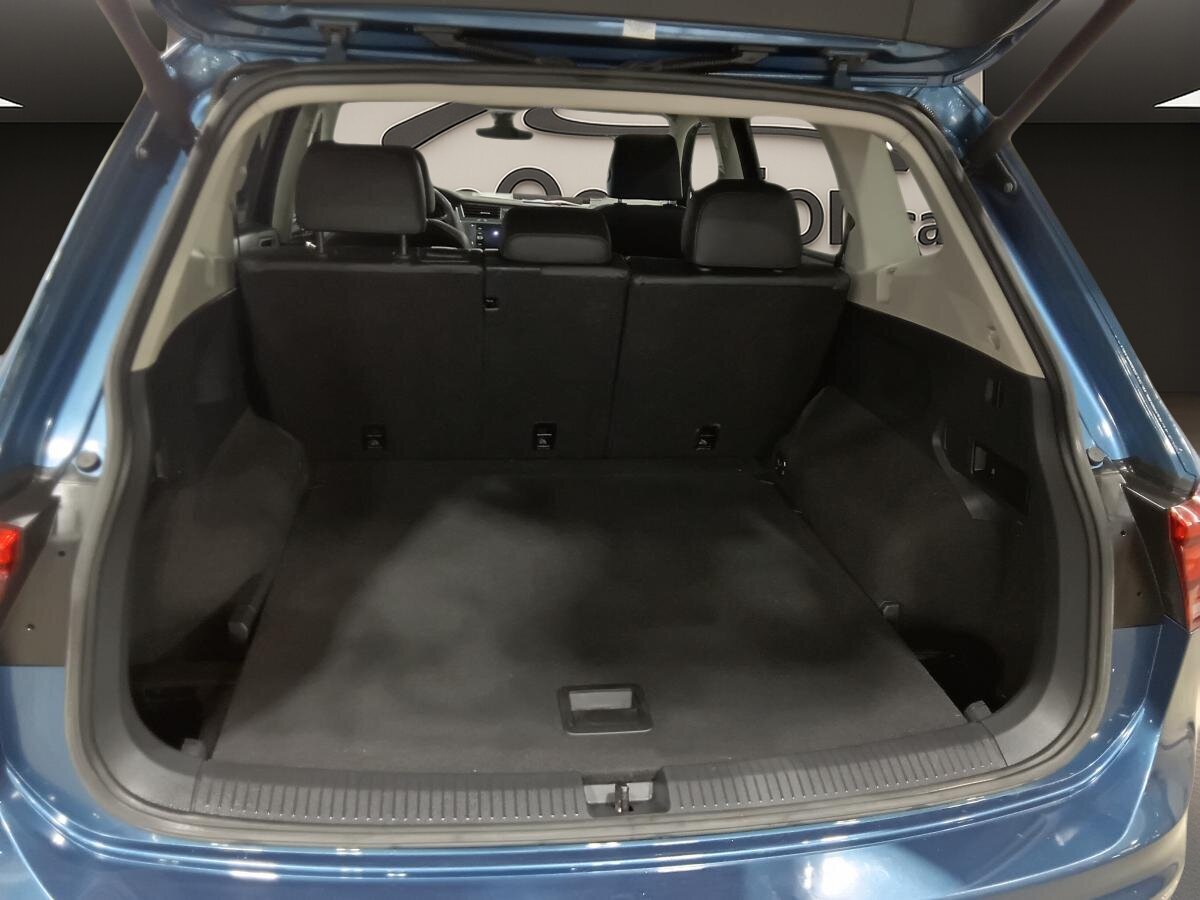 2020 Volkswagen Tiguan - Image 8