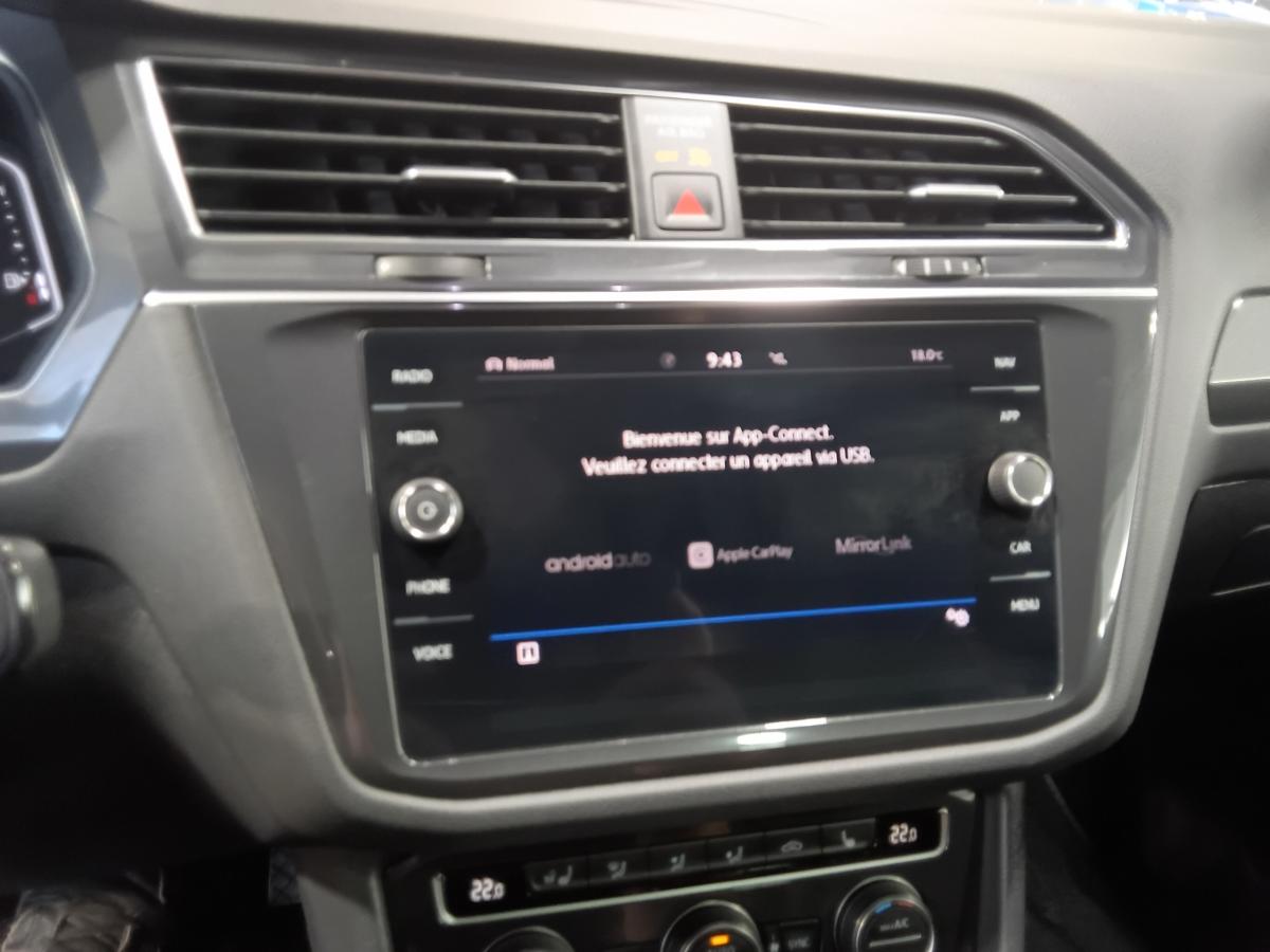 2020 Volkswagen Tiguan - Image 19