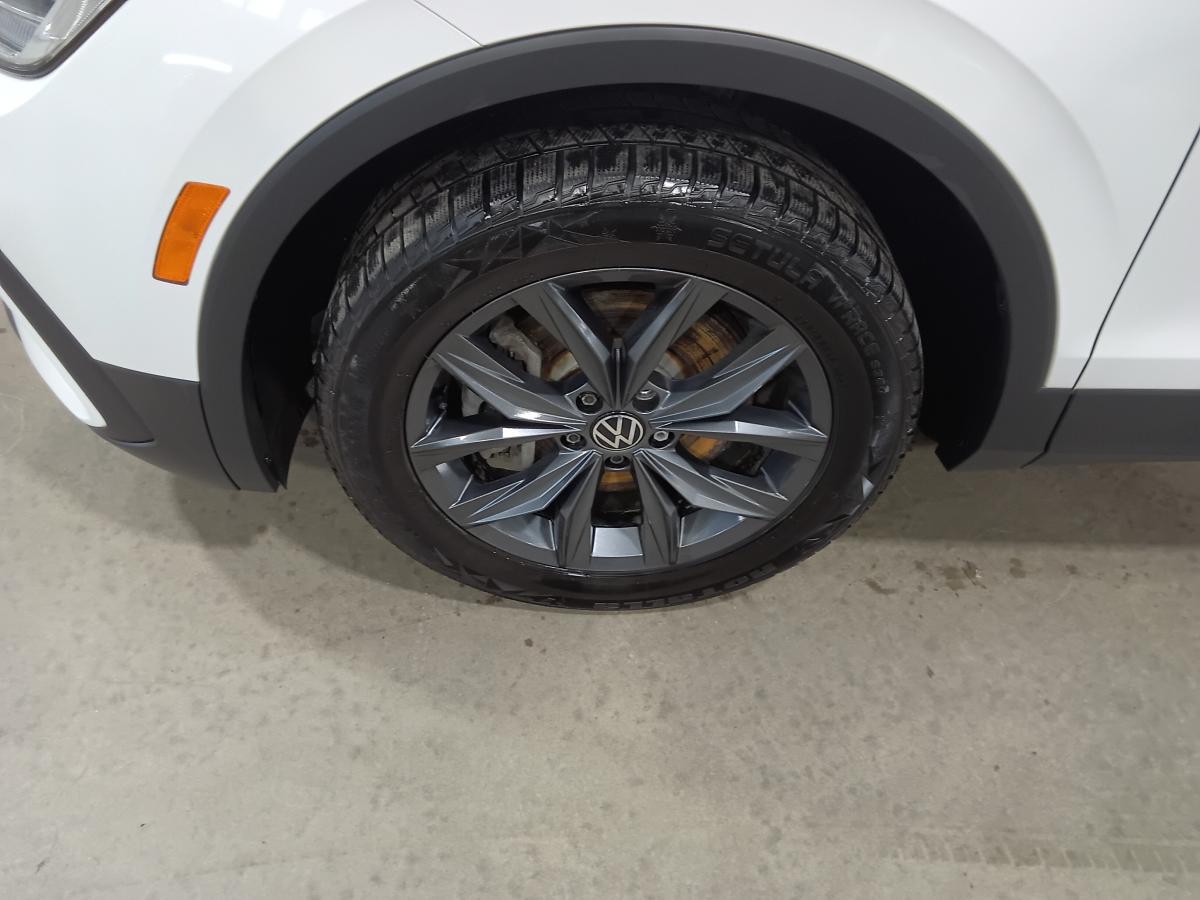 2023 Volkswagen Tiguan - Image 6