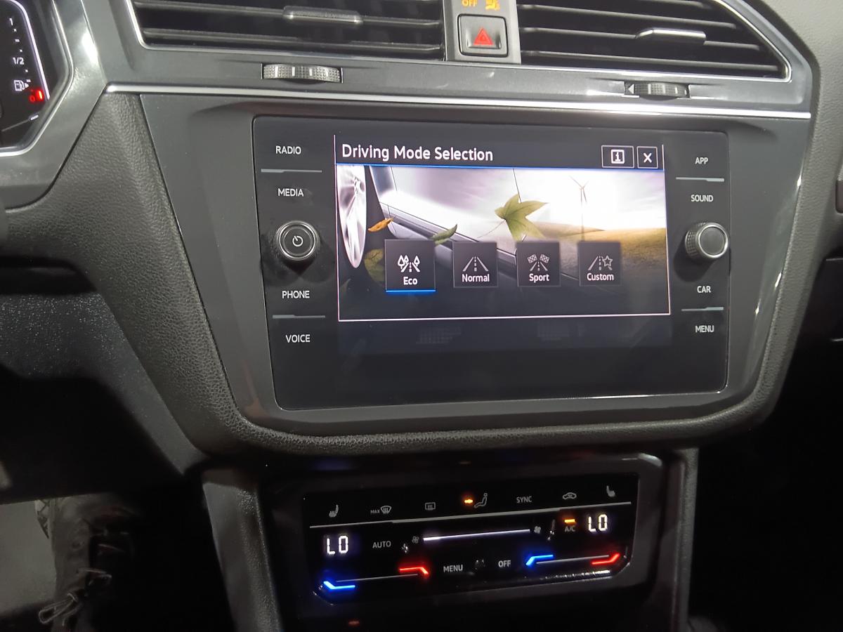 2023 Volkswagen Tiguan - Image 22