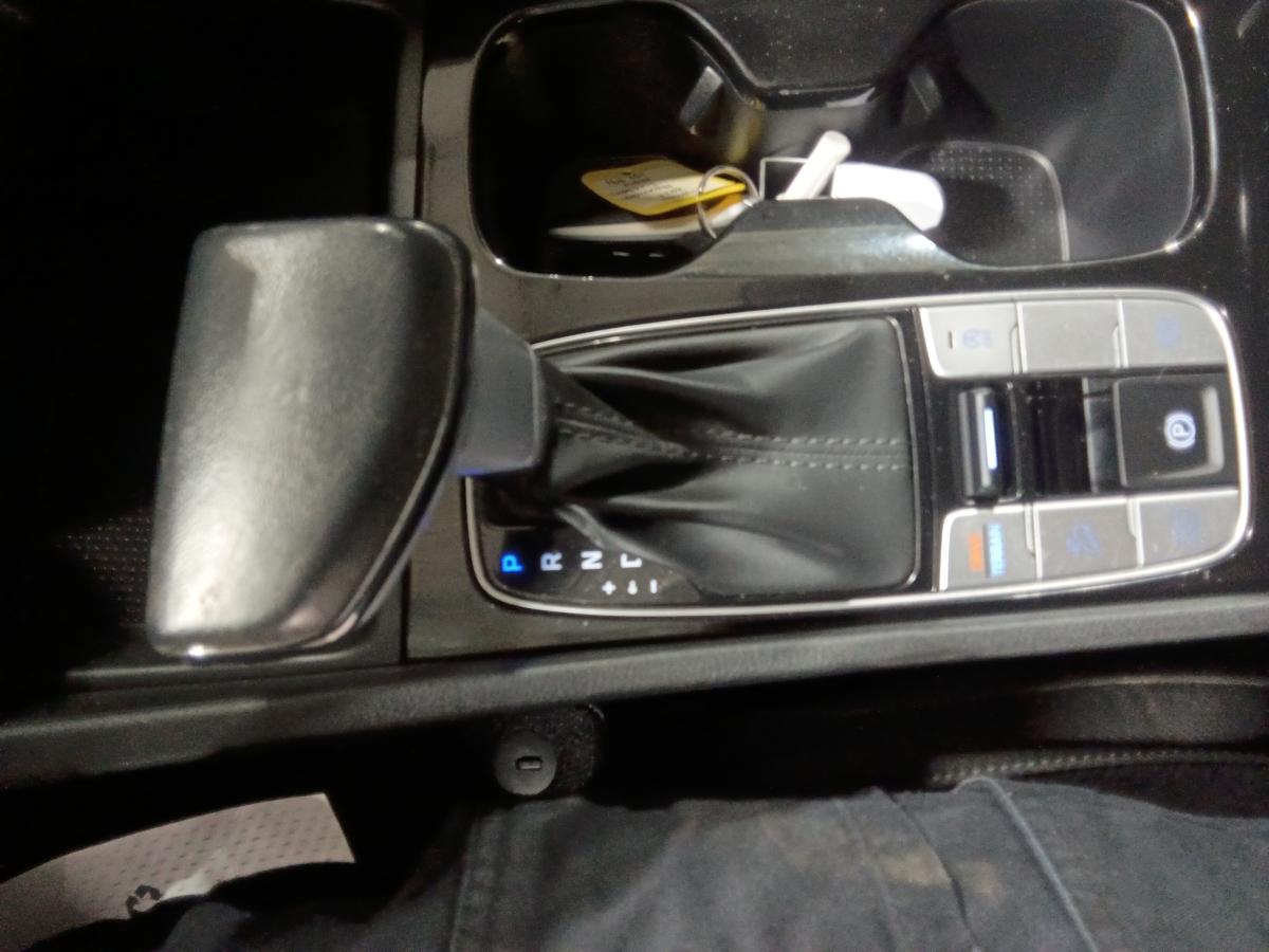 2022 Hyundai Tucson - Image 19