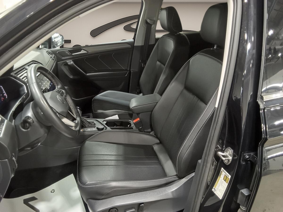 2023 Volkswagen Tiguan - Image 15