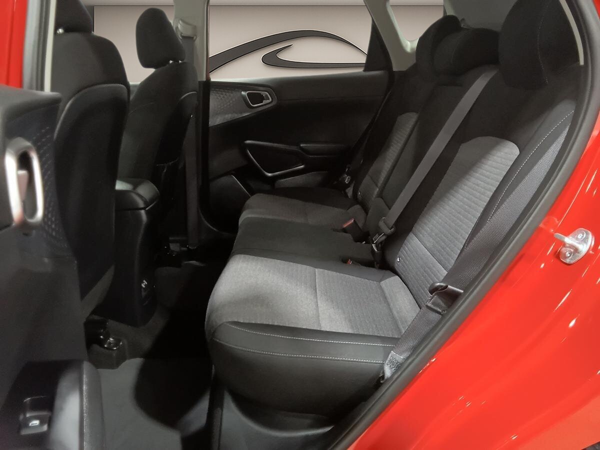 2023 Kia Soul - Image 28