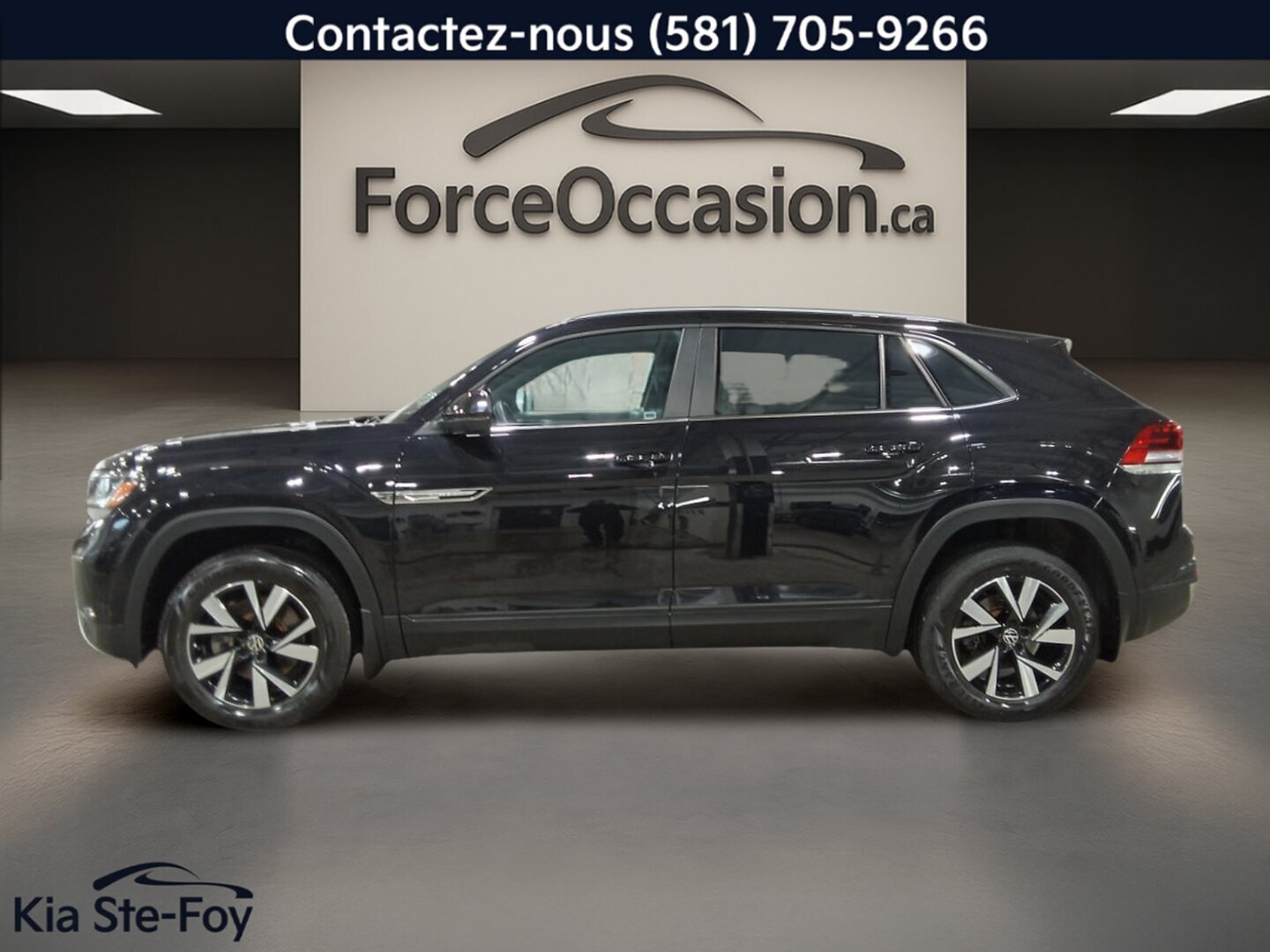 2021 Volkswagen Atlas Cross Sport - Image 3