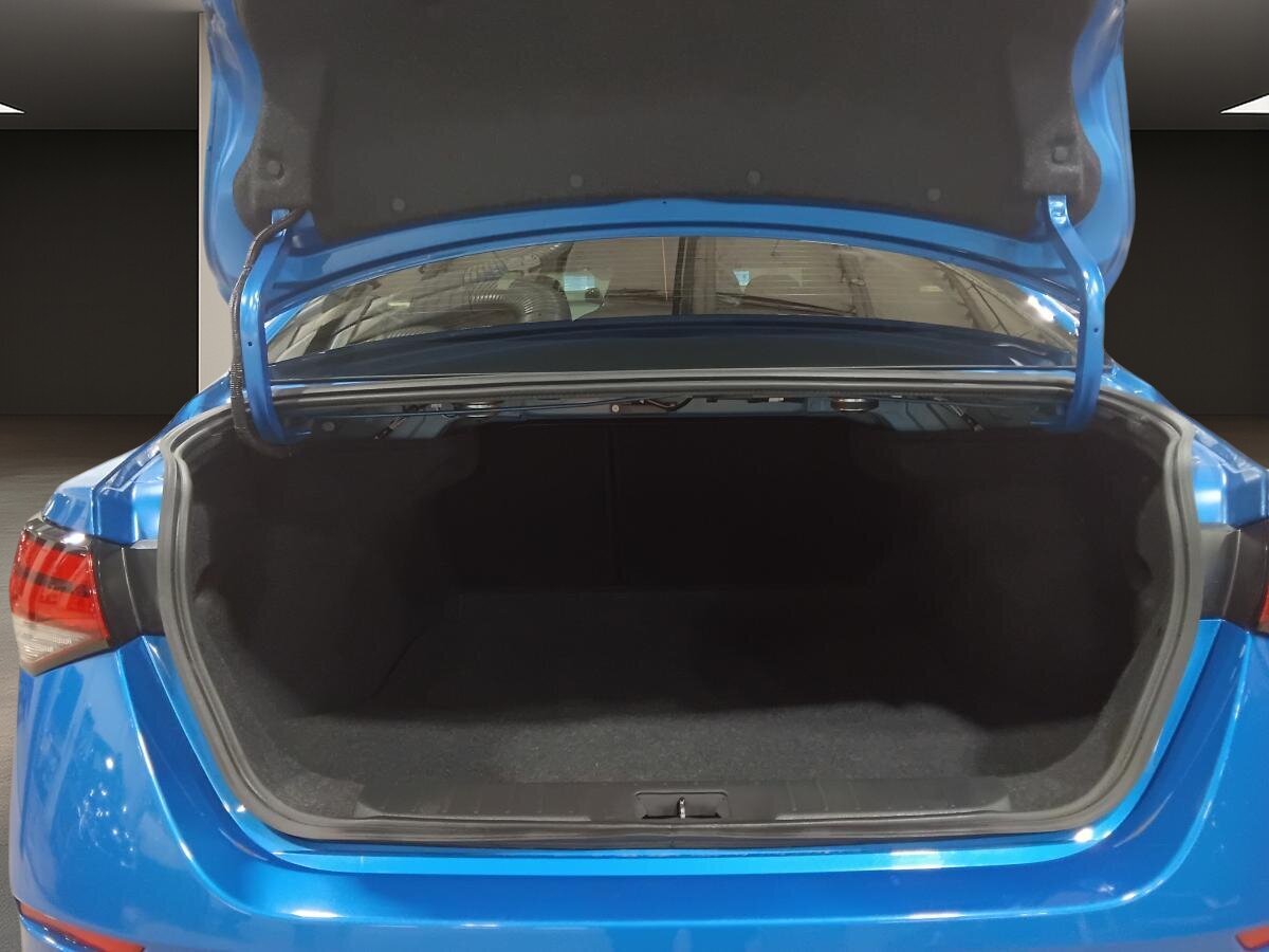 2021 Nissan Sentra - Image 9