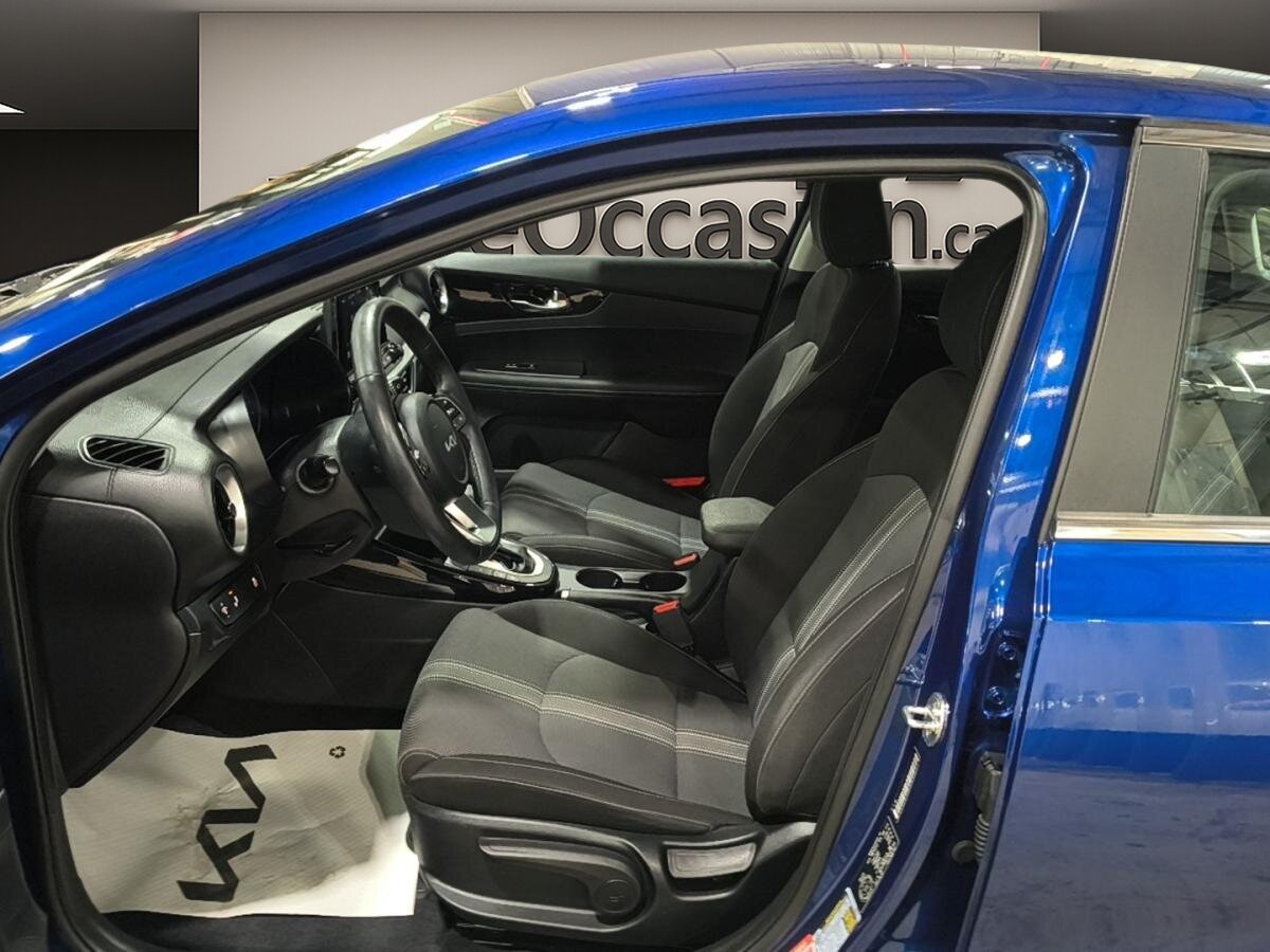 2022 Kia Forte - Image 14