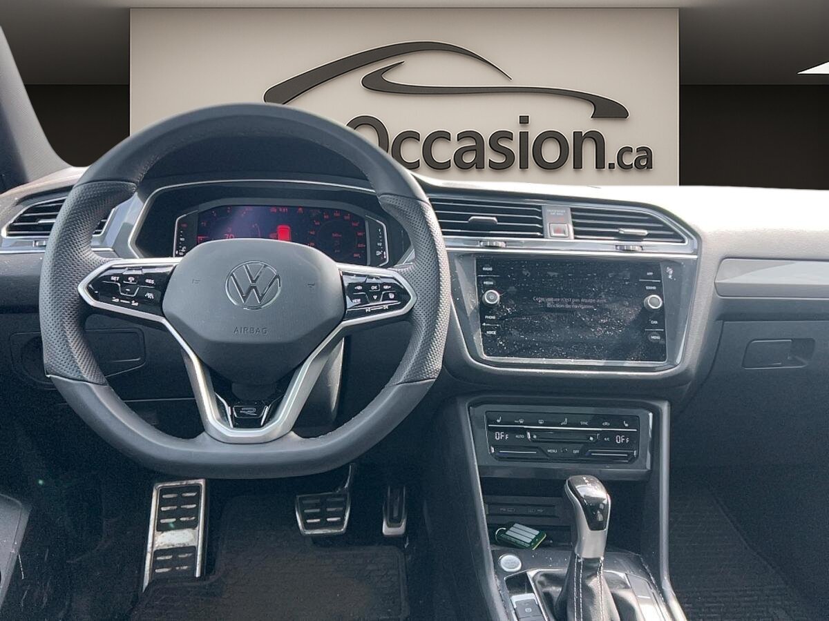2022 Volkswagen Tiguan - Image 3