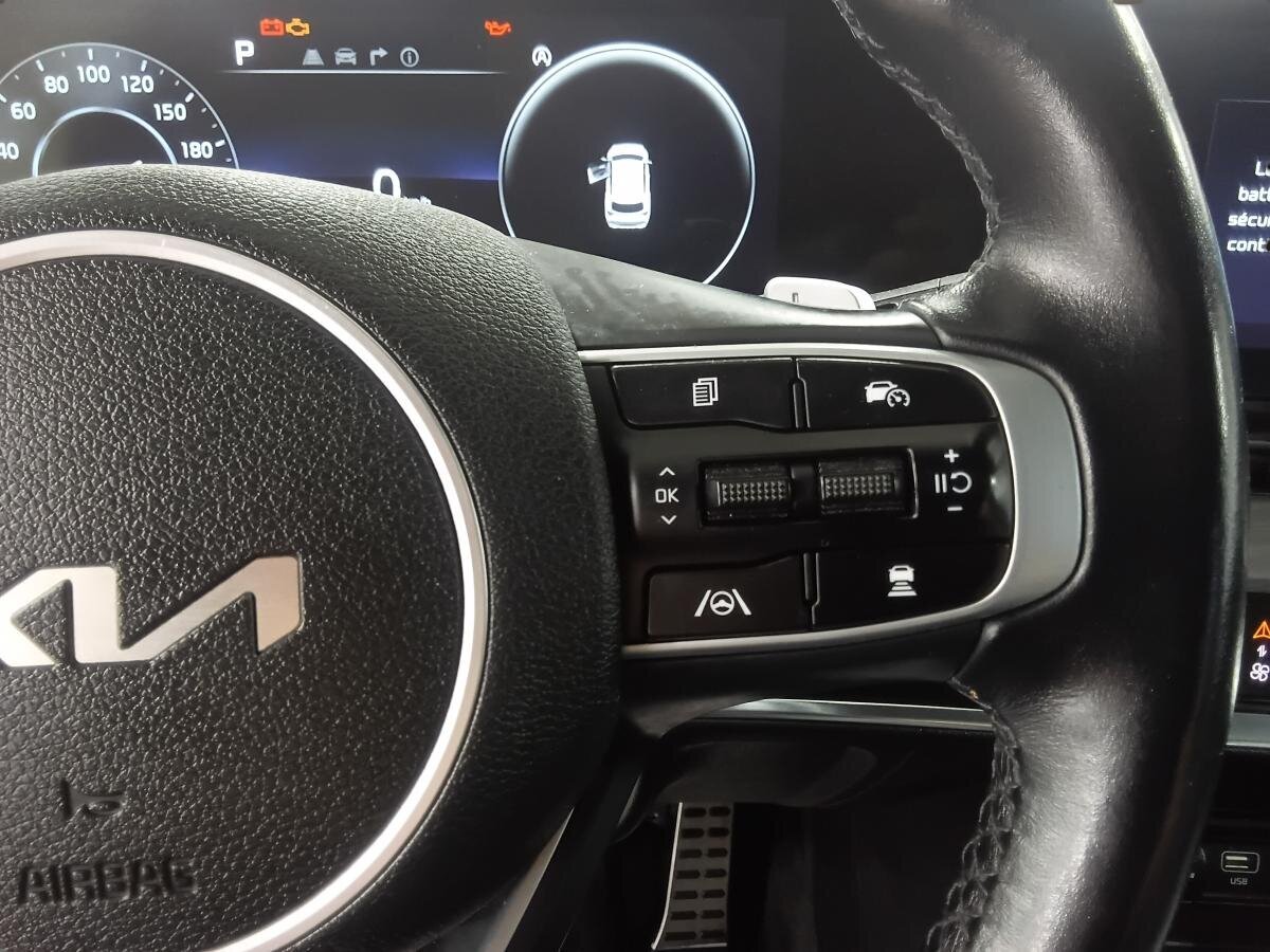 2023 Kia Sportage - Image 13