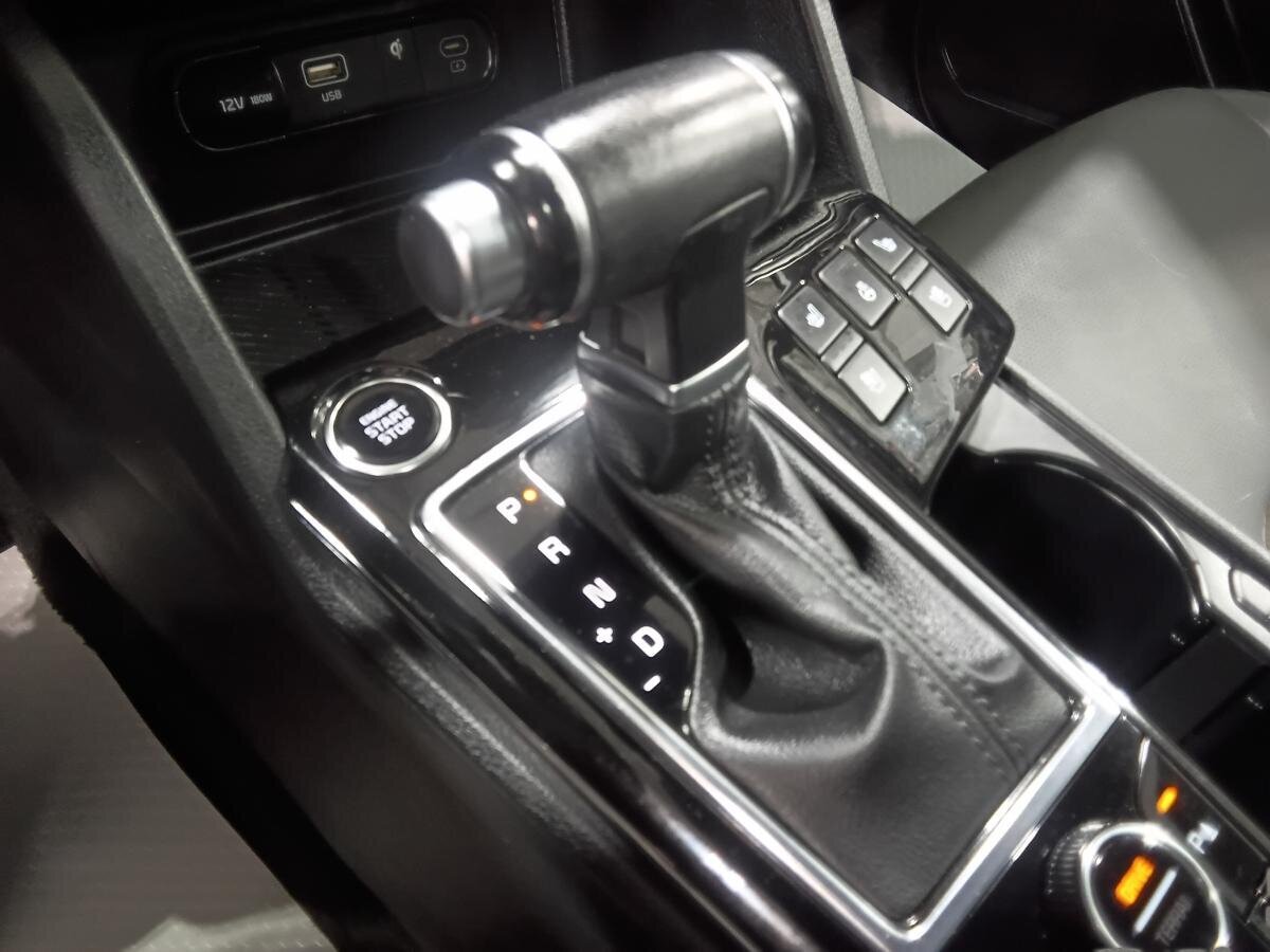 2023 Kia Sportage - Image 17